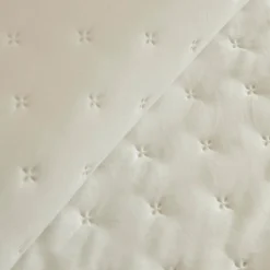 Breezy Bettüberwurf Ecru 160x240 cm