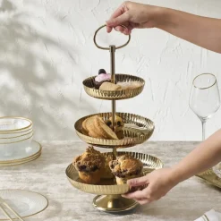 Karaca Amabelle Dekorativer 3-stöckiger Kuchenständer Gold