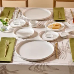 Karaca Bone China Olla 28-teiliges Servierset für 6 Personen, Weiß