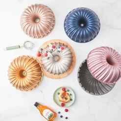 Karaca Cake Pro Geschnittene Gusskuchenform Anthrazit