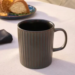 Karaca Cervantes Stoneware Becher, 380ml, Grün