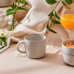 Karaca Chicago Dot Reaktive Tasse 440 ml