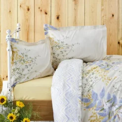 Karaca Clarinda Doppelbett Bettwäsche Set mit Spannbettlaken