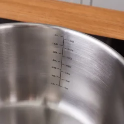 Karaca Elite Edelstahl-Induktions-Kochtopf mit Deckel, 22 cm, Silber