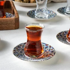 Karaca Emirgan 12-teiliges Türkisches Teeset aus Bone China für 6 Personen, 130 ml, Mehrfarbig