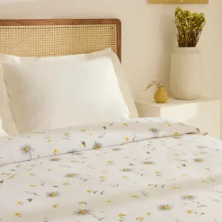 Karaca Emma Piquédecke aus 100 % Baumwolle, 200 × 220 cm, Gelb