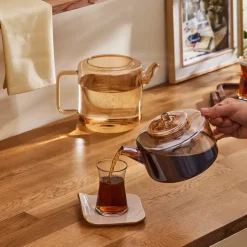 Karaca Flache Borosilikatglas Teekanne Amber