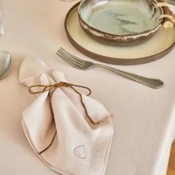 Karaca Home 4 Elemente Blush Tischdecke 160x240