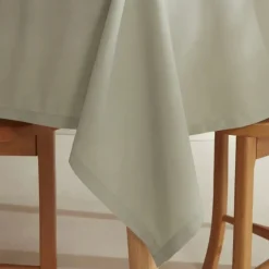 Karaca Home Belle Pflegeleichte Tischdecke Salbei