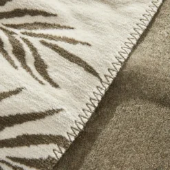 Karaca Home Leaf Einzelblatt-Baumwolldecke