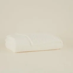 Karaca Leaves Weiße Welsoft TV Decke 130x150