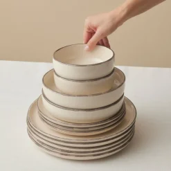 Karaca Monica 24-teiliges Geschirr Set für 6 Personen, Beige