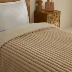 Karaca Rabbit Sherpa TV-Decke Beige