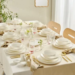 Karaca Red Carpet Collection Stream Bone Merope 53-teiliges 12-Personen Geschirrset Gold