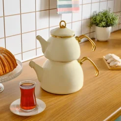 Karaca Retro Emaille-Creme-Teekanne