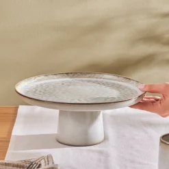 Karaca Rixton Keramische Tortenplatte, 30,5 cm, Beige