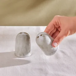 Karaca Rixton Salz- und Pfefferstreuer, Beige