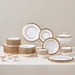 Karaca Royal Bone China Charlotte 55-teiliges Tafelservice für 12 Personen, Gold