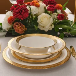 Karaca Royal Bone China Charlotte 55-teiliges Tafelservice für 12 Personen, Gold