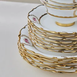 Karaca Royal Bone China Elizabeth 55-teiliges Tafelservice für 12 Personen, Gold