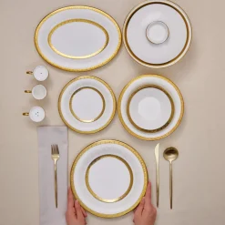 Karaca Royal Bone China Victoria 55-teiliges Tafelservice für 12 Personen, Gold