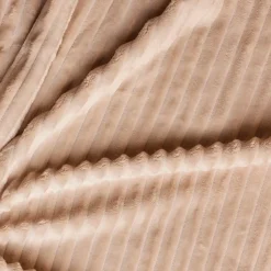 Karaca Ruby Stripe, Wellsoft TV-Decke, Ecru