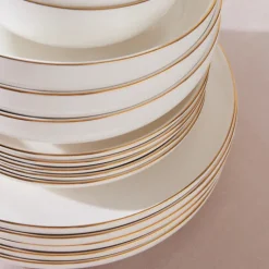 Karaca Stream Bone China Favaro 53-teiliges Tafelservice für 12 Personen, Gold
