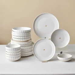 Karaca Stream Bone China Pumpkin 24-teiliges Tafelservice für 6 Personen, Weiß