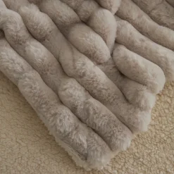 Karaca Stripe Sherpa Graue Decke 150x200