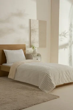 Karaca Stripe Sherpa Weiße Decke 150x200