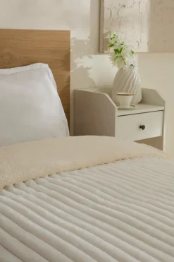 Karaca Stripe Sherpa Weiße Decke 150x200