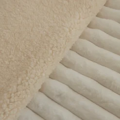 Karaca Stripe Sherpa Weiße Decke 150x200