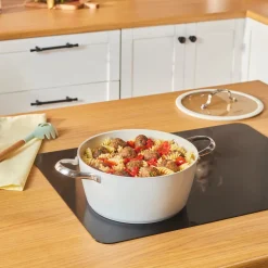 Karaca Swiss Crystal Almond Cream Kasserolle mit Edelstahlgriff 24 cm