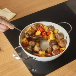 Karaca Swiss Crystal Almond Cream Handle Flache Kasserolle 26 cm